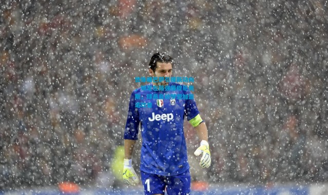 世体曝巴萨引援新动向，锁定左路强援穆尼奥斯，球员自幼梦想加盟诺坎普